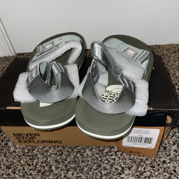 THE NORTH FACE SKEENA SANDALS WOMEN'S AGAVGRN VNTGWHT Womens Size 5 - Picture 3 of 7